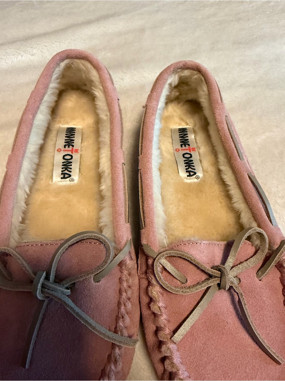 Minnetonka Pink Suede Bow Moccasin Slippers - Picture 7 of 7